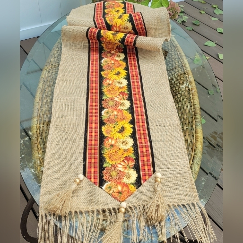Burlap fall/Thanksgiving table runner